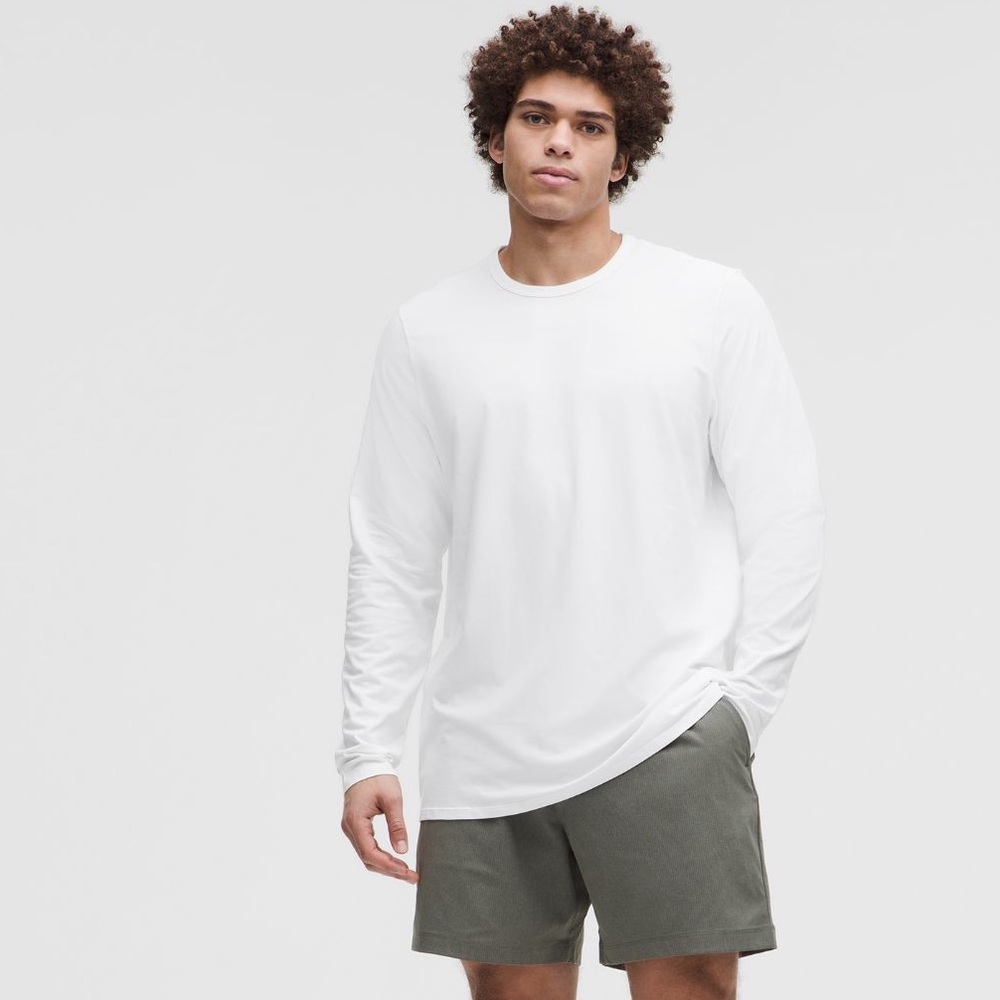 LULULEMON Men’s White The Fundamental Long Sleeves